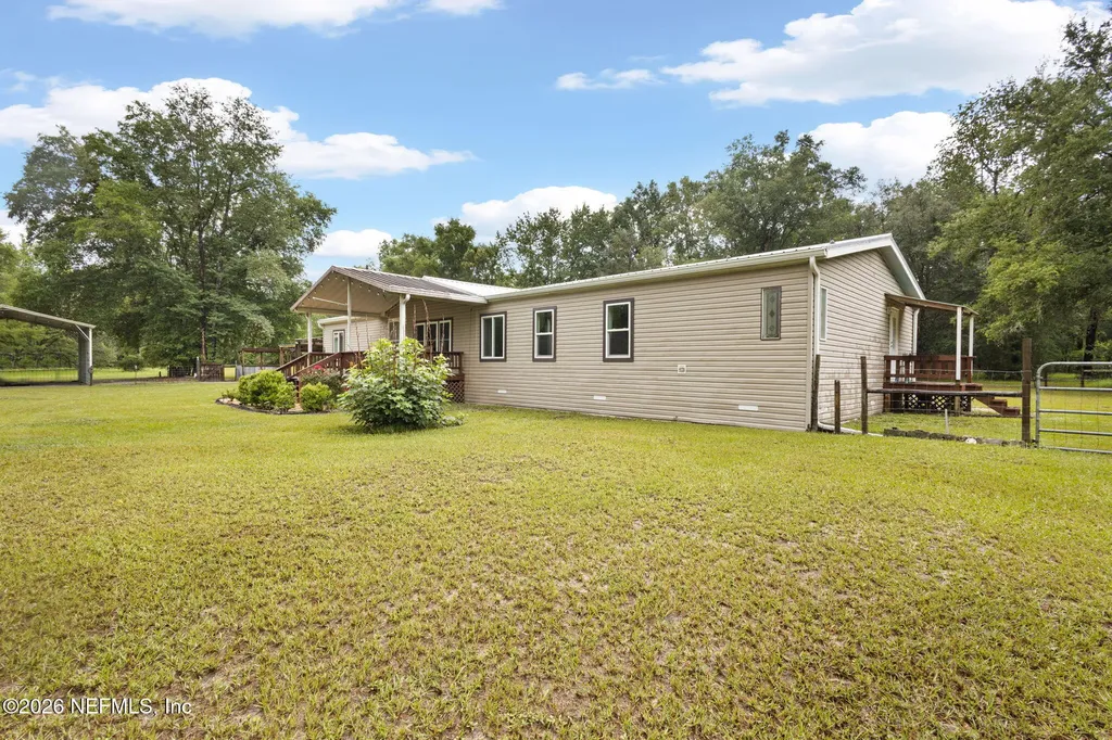412 SW Fenton Glen Fort White FL 32038