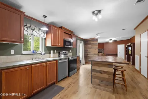 412 SW Fenton Glen Fort White FL 32038