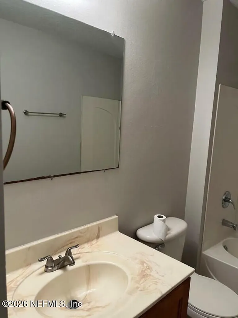 11008 Apple Blossom Trail W Jacksonville FL 32218