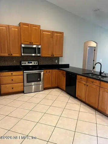 11008 Apple Blossom Trail W Jacksonville FL 32218