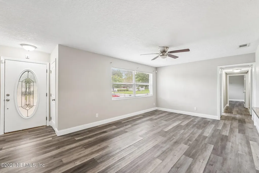 6557 Lou Drive N Jacksonville FL 32216