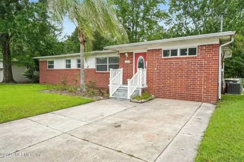 6557 Lou Drive N Jacksonville FL 32216