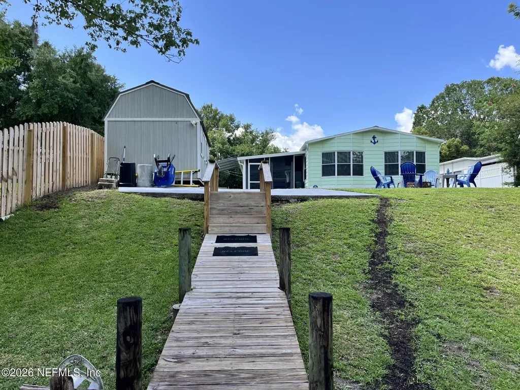 124 Fisherman Road Satsuma FL 32189