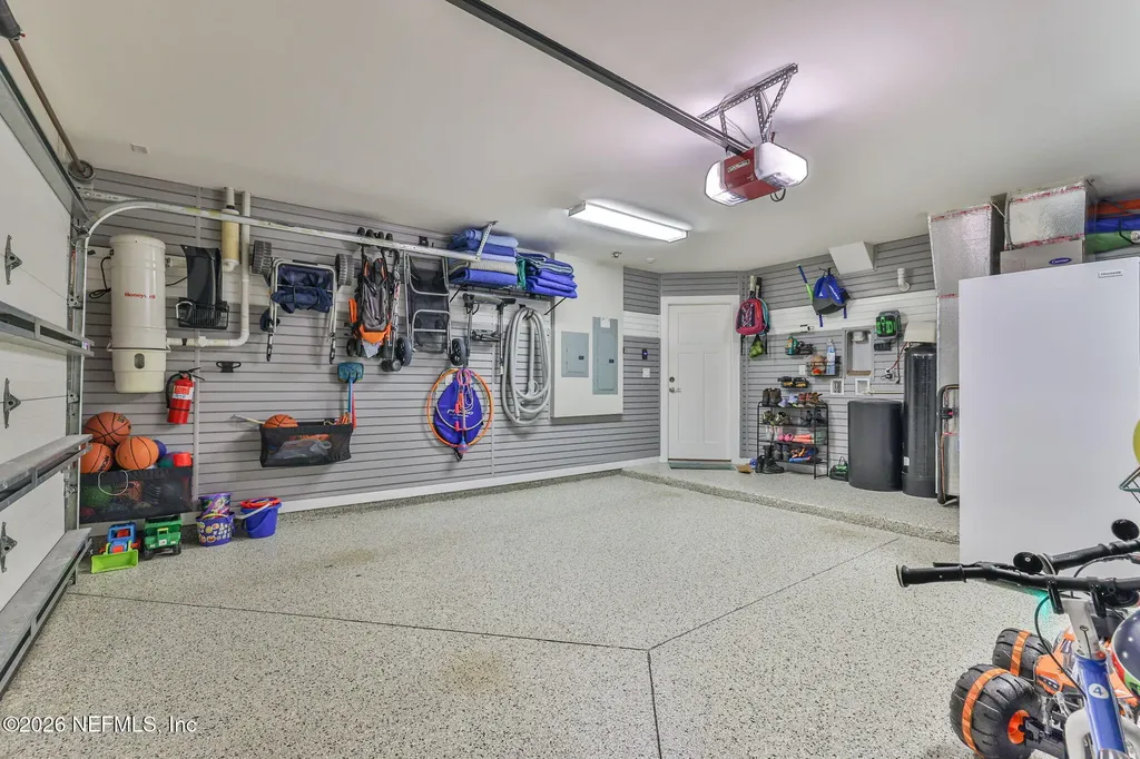 28 S 26th Avenue Jacksonville Beach FL 32250