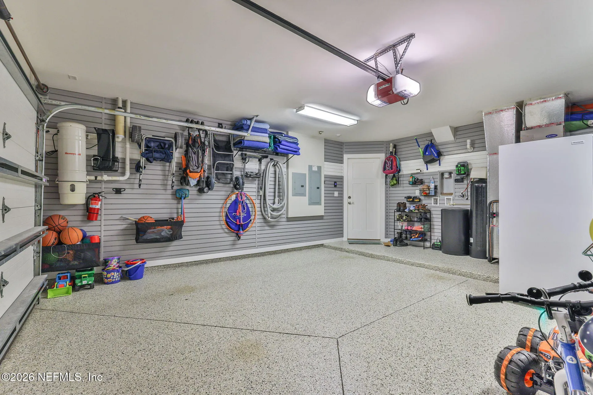28 S 26th Avenue Jacksonville Beach FL 32250