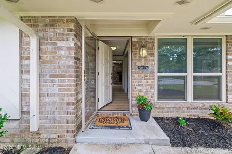 8206 Cutter Place Jacksonville FL 32216