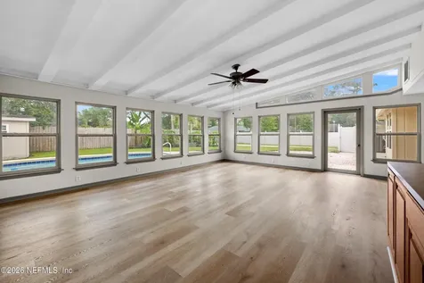 8206 Cutter Place Jacksonville FL 32216