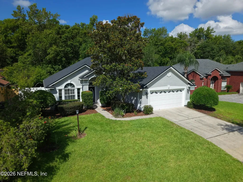 7834 Chase Meadows Drive W Jacksonville FL 32256
