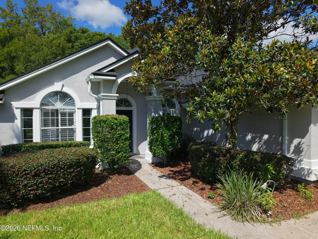 7834 Chase Meadows Drive W Jacksonville FL 32256