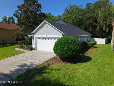 7834 Chase Meadows Drive W Jacksonville FL 32256