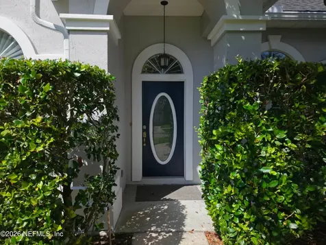7834 Chase Meadows Drive W Jacksonville FL 32256