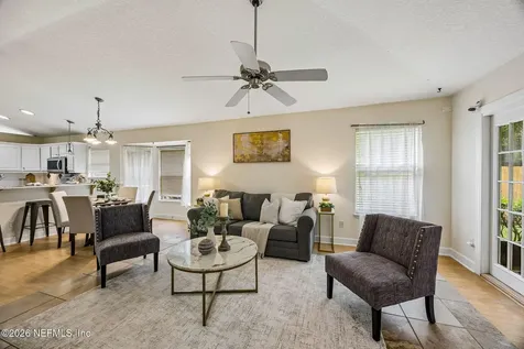 556 Redberry Lane St. Johns FL 32259