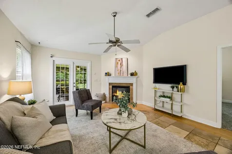 556 Redberry Lane St. Johns FL 32259