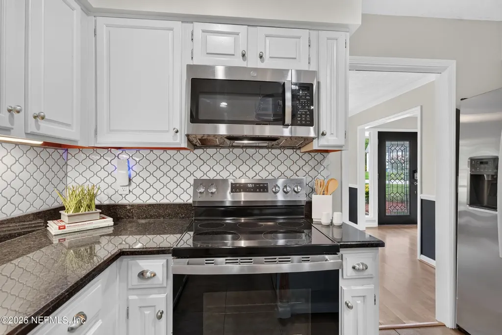 3735 Helicon Drive Jacksonville FL 32223