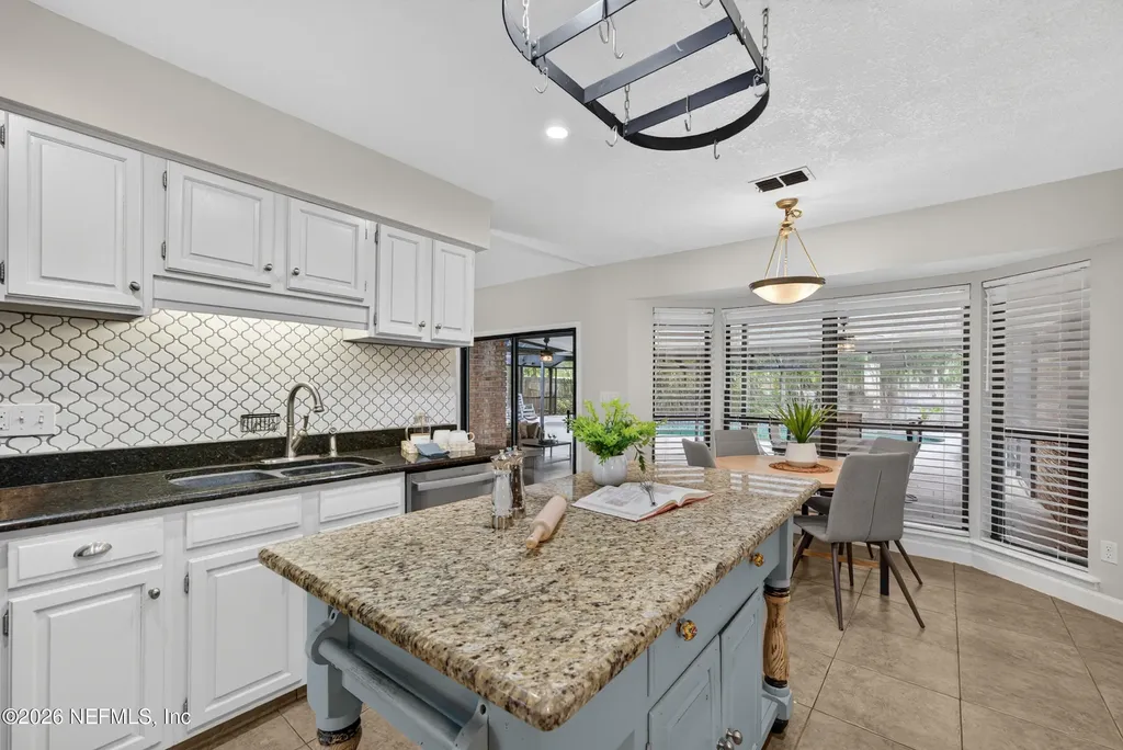 3735 Helicon Drive Jacksonville FL 32223