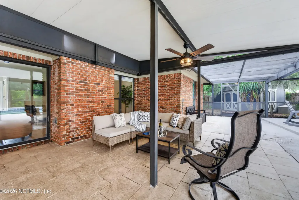 3735 Helicon Drive Jacksonville FL 32223