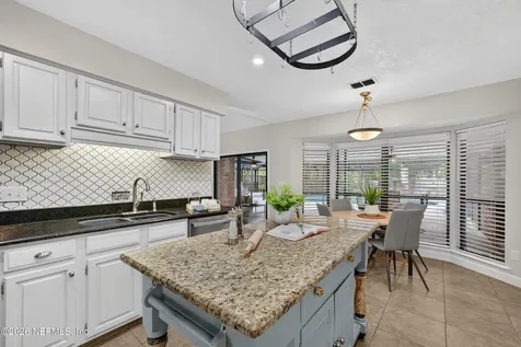 3735 Helicon Drive Jacksonville FL 32223