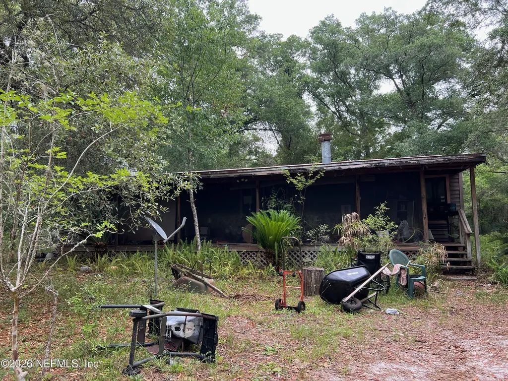 126 Willow Lane Hawthorne FL 32640