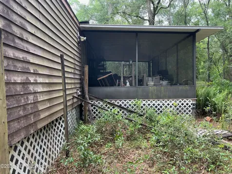 126 Willow Lane Hawthorne FL 32640