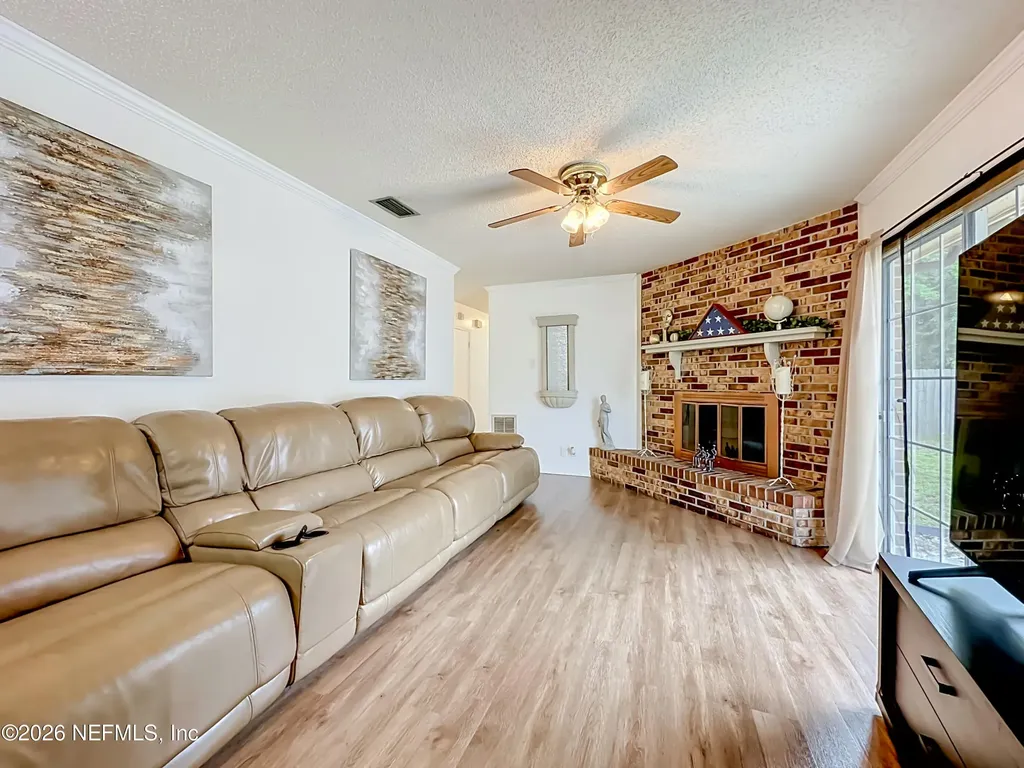 7224 Blackberry Lane N Jacksonville FL 32244