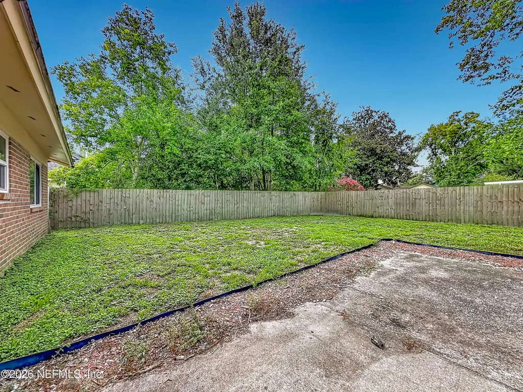 7224 Blackberry Lane N Jacksonville FL 32244