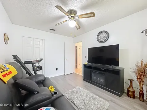 7224 Blackberry Lane N Jacksonville FL 32244