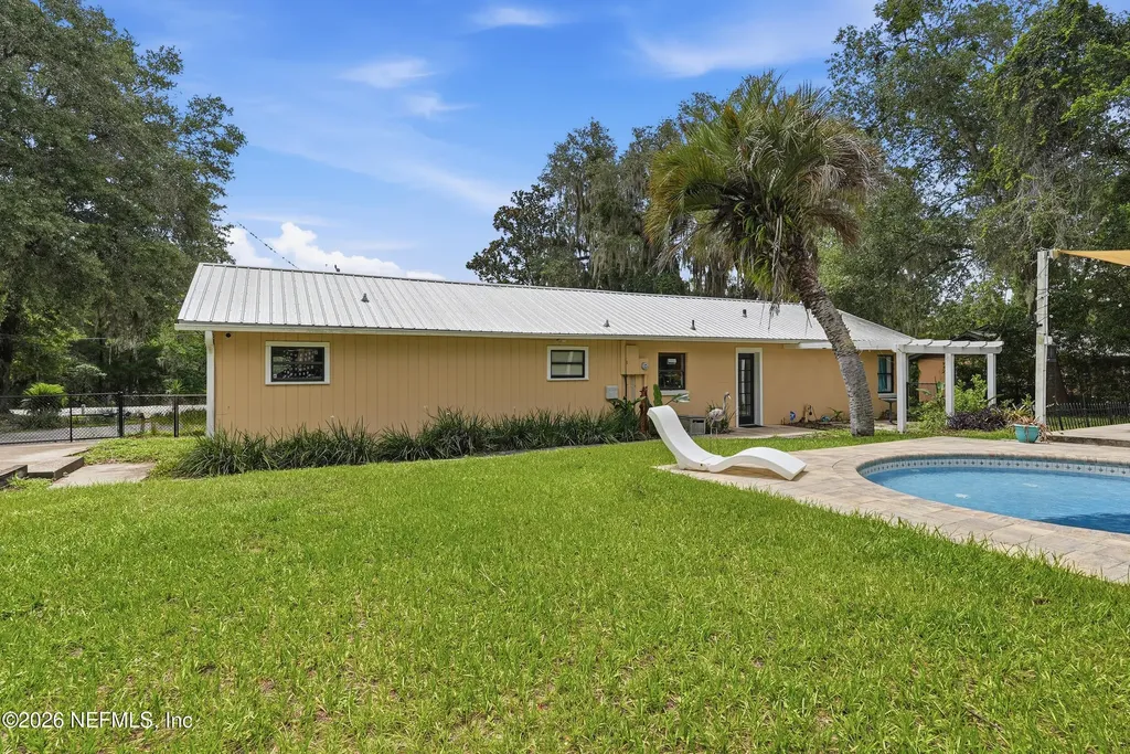1220 S Lawrence Boulevard Keystone Heights FL 32656