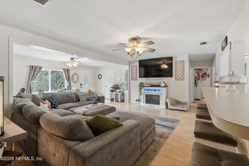 1220 S Lawrence Boulevard Keystone Heights FL 32656