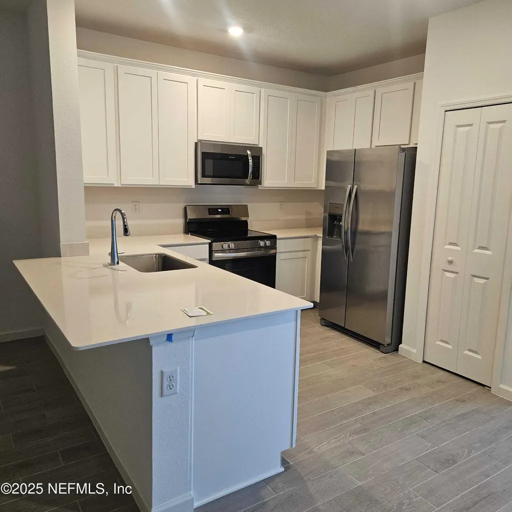 6896 Golden Monarch Avenue Jacksonville FL 32217
