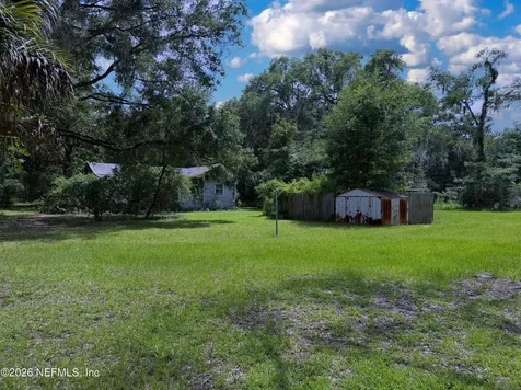 111 Savel Road Florahome FL 32140
