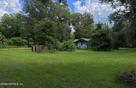 111 Savel Road Florahome FL 32140