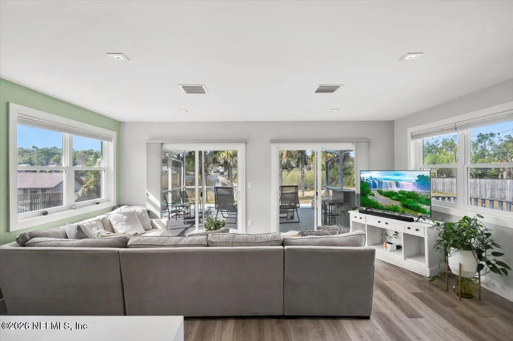 502 Bay Ridge Road Jacksonville FL 32216