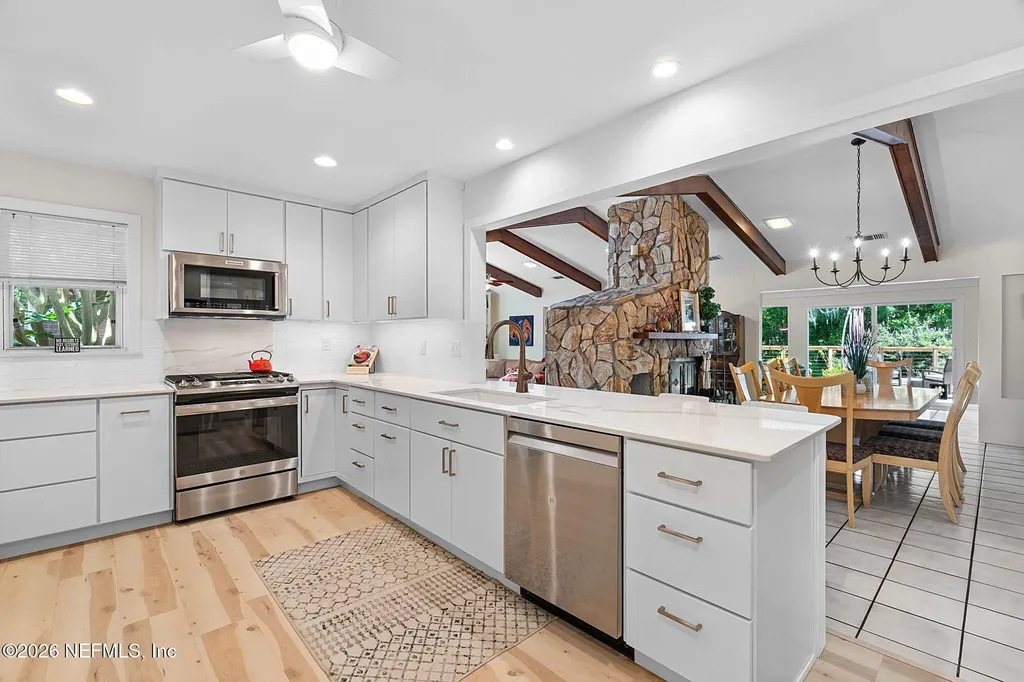 2247 Segovia Avenue Jacksonville FL 32217