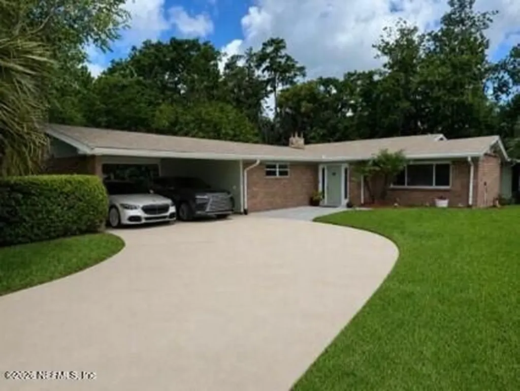 2247 Segovia Avenue Jacksonville FL 32217