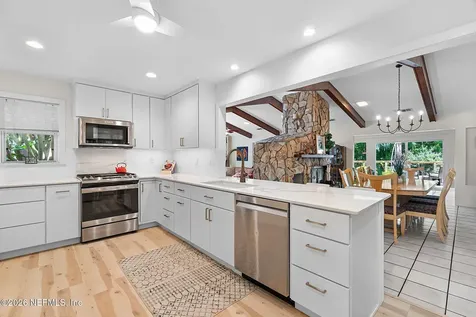 2247 Segovia Avenue Jacksonville FL 32217
