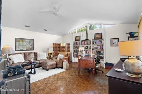 2247 Segovia Avenue Jacksonville FL 32217