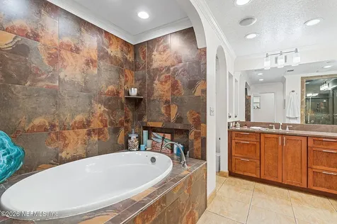 2247 Segovia Avenue Jacksonville FL 32217