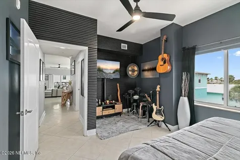 1236 1st Street N Jacksonville Beach FL 32250