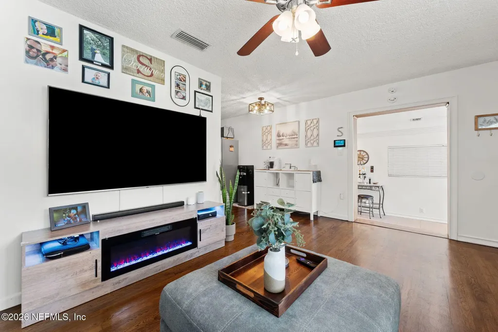 5825 Ovella Road Jacksonville FL 32244