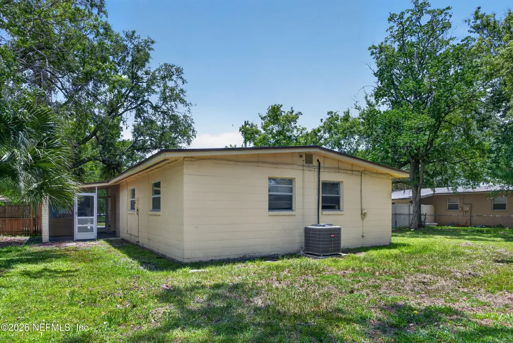 5527 Beney Road Jacksonville FL 32207