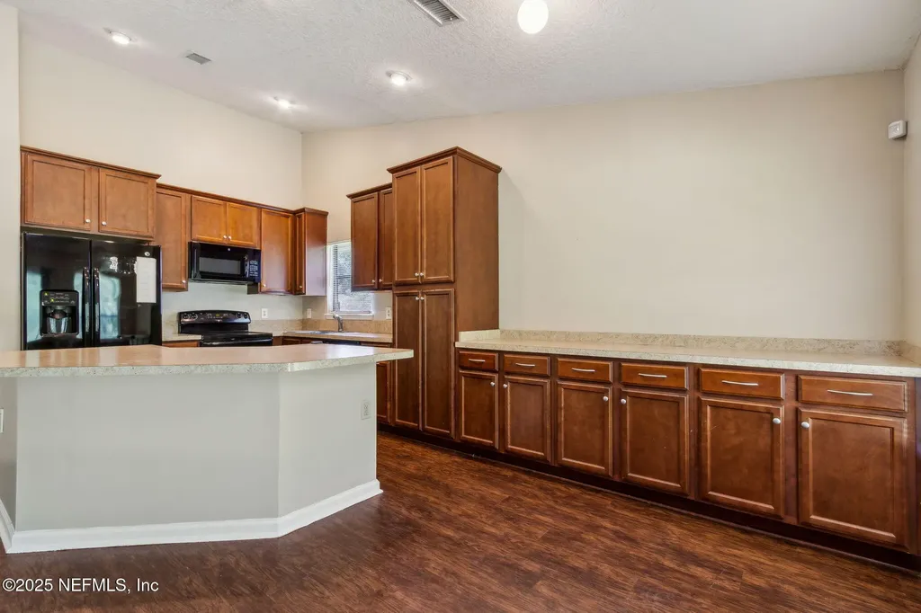1565 Shearwater Drive Jacksonville FL 32218