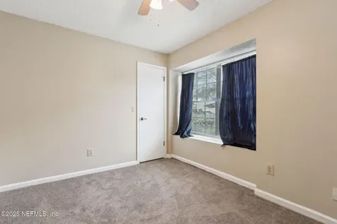 1565 Shearwater Drive Jacksonville FL 32218