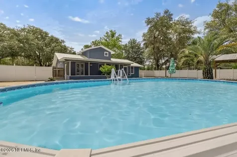 121 Daren Drive Palatka FL 32177