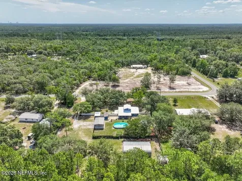 121 Daren Drive Palatka FL 32177