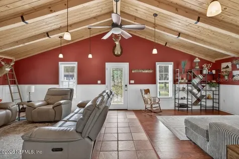 121 Daren Drive Palatka FL 32177