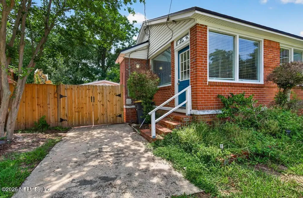 1837 Bartram Circle W Jacksonville FL 32207