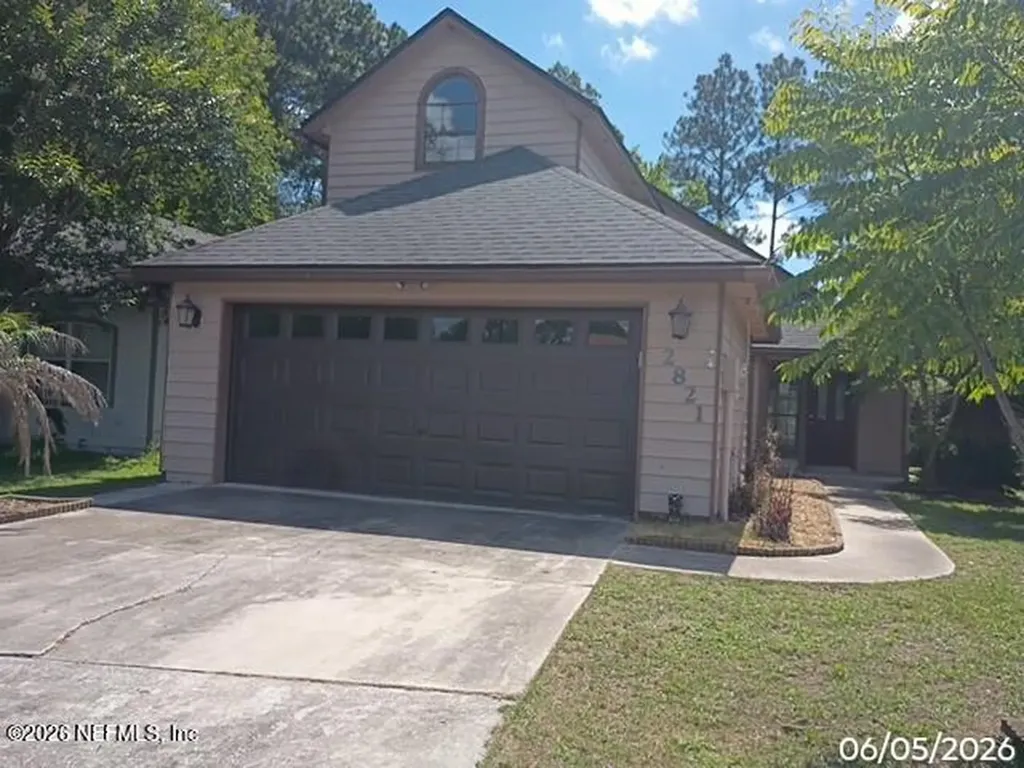 2821 Lantana Lakes Drive E Jacksonville FL 32246