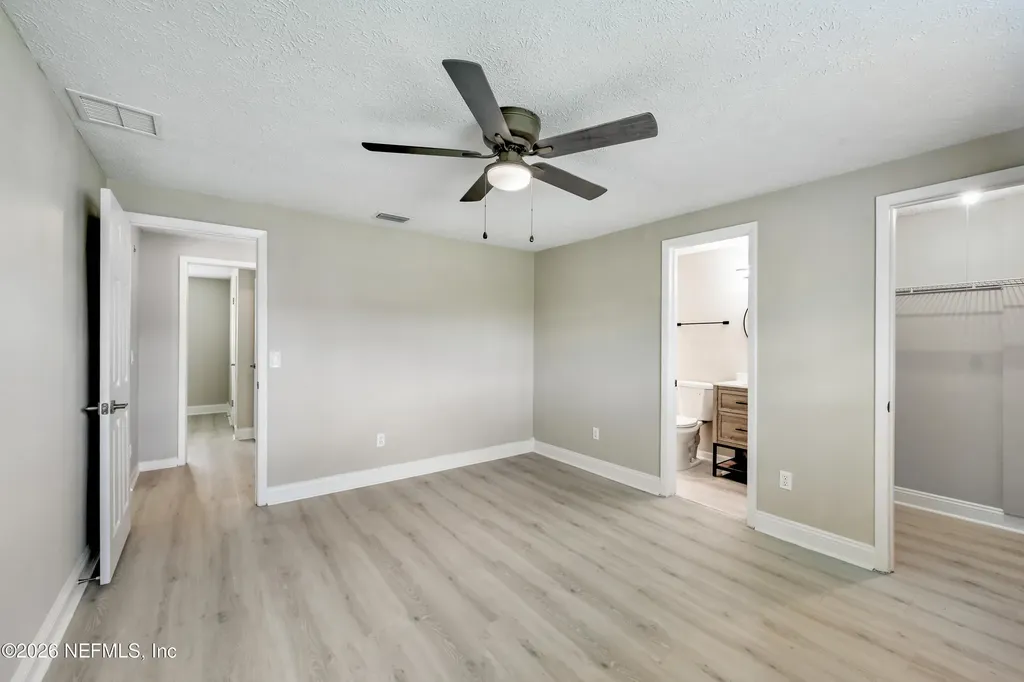 4211 Timberlake Drive N Jacksonville FL 32257
