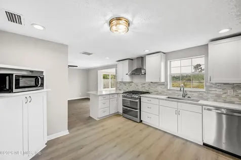 4211 Timberlake Drive N Jacksonville FL 32257