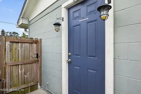 5549 Hickson Road Jacksonville FL 32207